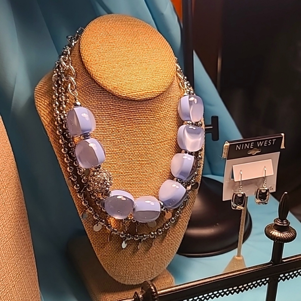 Incredible 18-item Lucky, Robert Lee Morris, INC, Chico's, & more Designer Set! - Picture 9 of 14